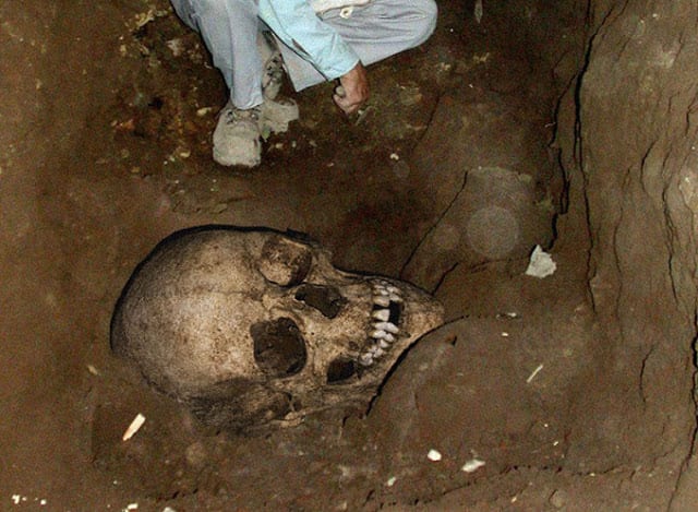 The Ancient Giants With Six-Fingers And Double Rows Of Teeth