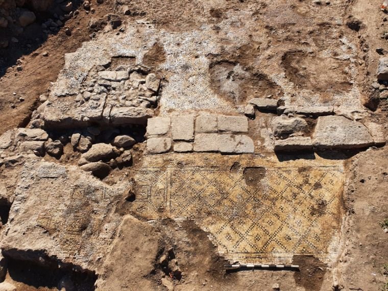 1,500-Year-Old Inscription ‘Christ, Born Of Mary’ Engraved On Magnificent Building Discovered In Israel