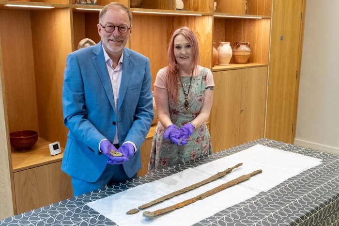 Unique Ancient Roman Cavalry Swords Found In Cotswolds, UK