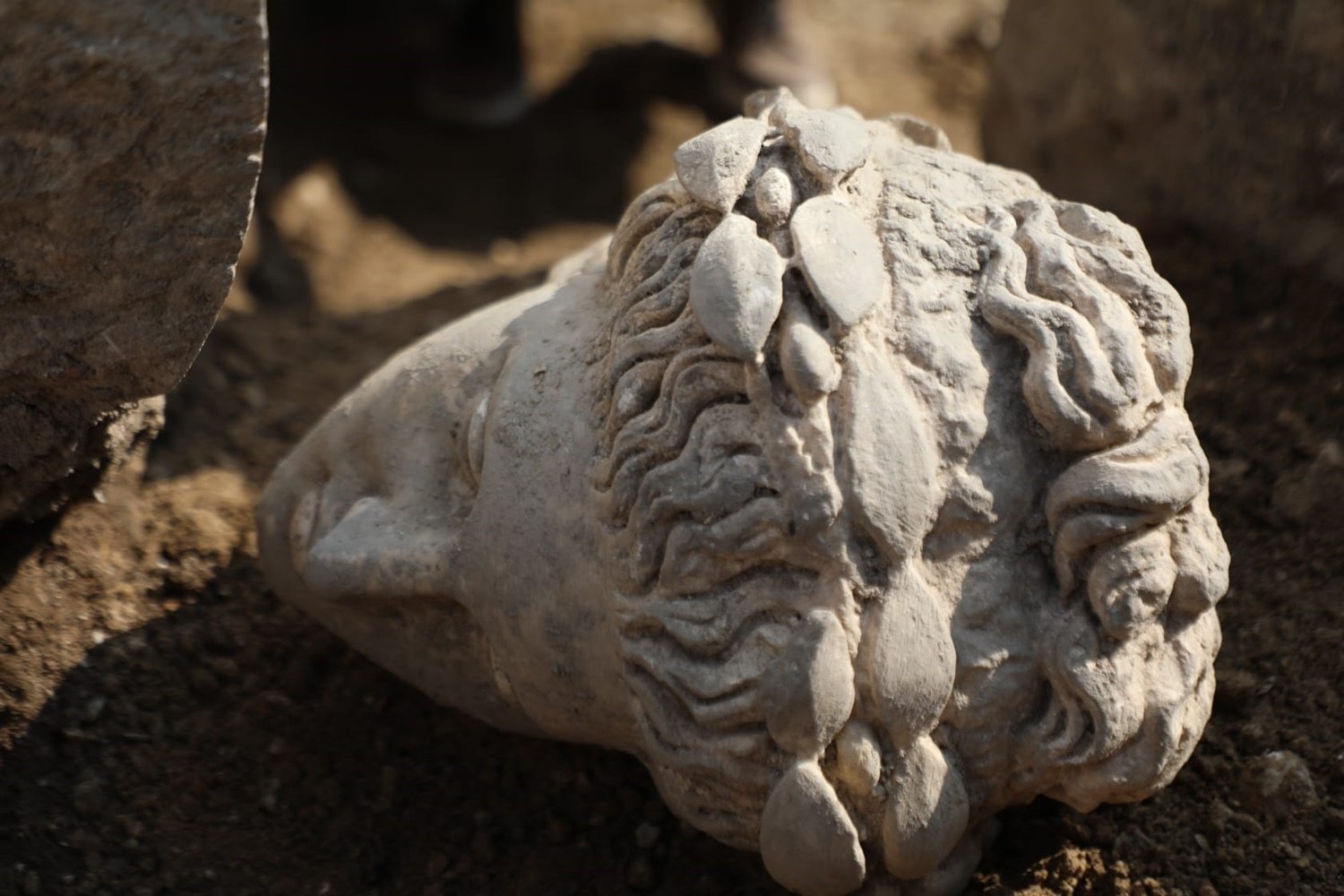 A view of the parts of the Apollo statue found in the ancient city of Prusias ad Hypium, Düzce, northwestern Türkiye, Aug. 19, 2022. (DHA Photo)