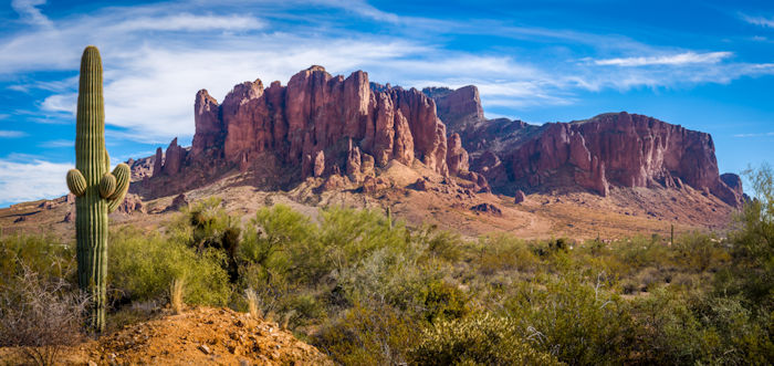 Treasure Hunters Encounter Something Unexplained In The Arizona Mountains