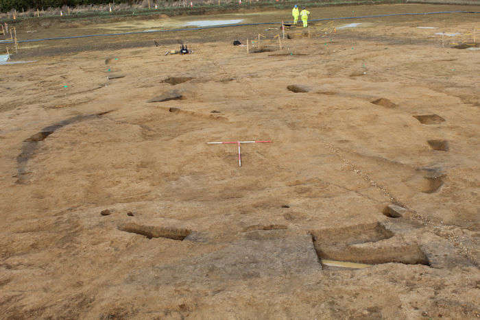 Middle Iron Age And Roman Period Buildings And Relics Discovered In Bedfordshire, UK