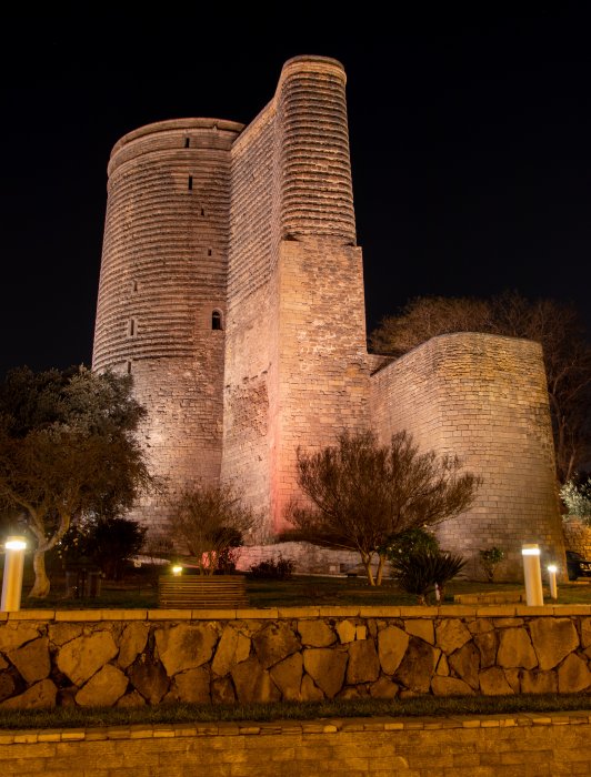 Baku's Mysterious Maiden Tower – Legend Of The Daughter Of Fire Who Saved The Sacred Temple May Be True