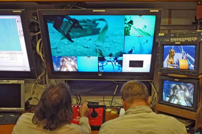 Major Underwater Archaeological Find On The Western Coast Of Sicily - Artifacts From The Battle Of The Egadi Islands?