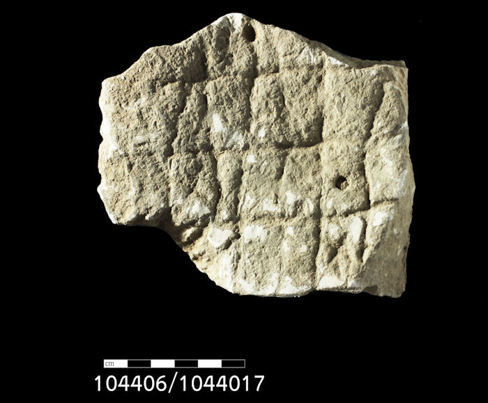 4,500-Year-Old Gameboards And Game Pieces Unearthed At Gath