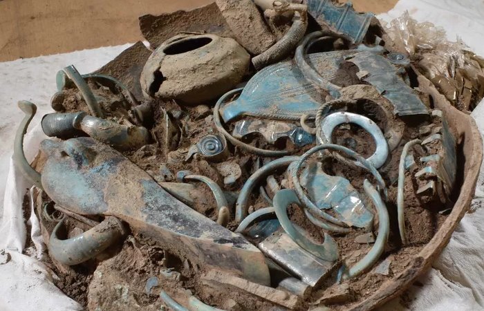 Hundreds Of Exceptional Bronze Age Artifacts Discovered In France Were Probably Offerings