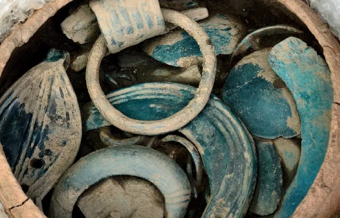 Hundreds Of Exceptional Bronze Age Artifacts Discovered In France Were Probably Offerings