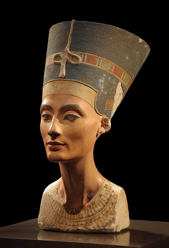 Bust of Queen Neferтιтi