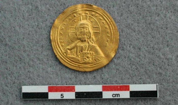 Rare Byzantine Gold Coin Discovered In Norway - Was It Brought By Harald Hardrada From Constantinople?