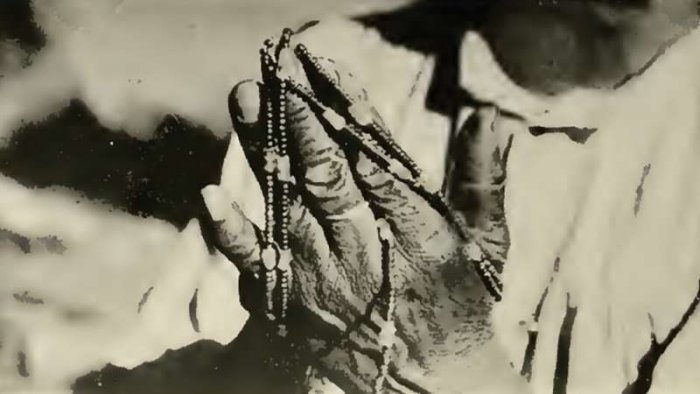 Share Twit Share Email Home Other Sciences Archaeology Home Other Sciences Social Sciences JULY 13, 2023 Editors' notes In ancient California matriarchal society, daughters breastfed longer and women accumulated greater wealth by University of Utah Woman measuring a strand of shell beads in a photo taken in 1918. Credit: JOHN P. HARRINGTON/ public domain In a new study, researchers and members of the Muwekma Ohlone Tribe of the San Francisco Bay Area are the first to publish evidence of wealth-driven patterns in maternal investment among ancient populations. Ancestors of the Muwekma Ohlone living 2,000 years ago at Kalawwasa Rummeytak in present-day Silicon Valley in California's San Francisco Bay Area, placed high value on women's economic contributions to their communities, according to the study published in The American Journal of Biological Anthropology. Women stayed in the villages in which they were born, and their male partners moved from their birth communities to join their wives' families. Women's intimate knowledge of the local ecology and female ownership of important food resources appears to have incentivized parents to invest more in their female offspring by breastfeeding them longer. It may have also led to female-biased wealth disparities, as older women at the site were buried with much greater wealth than men.