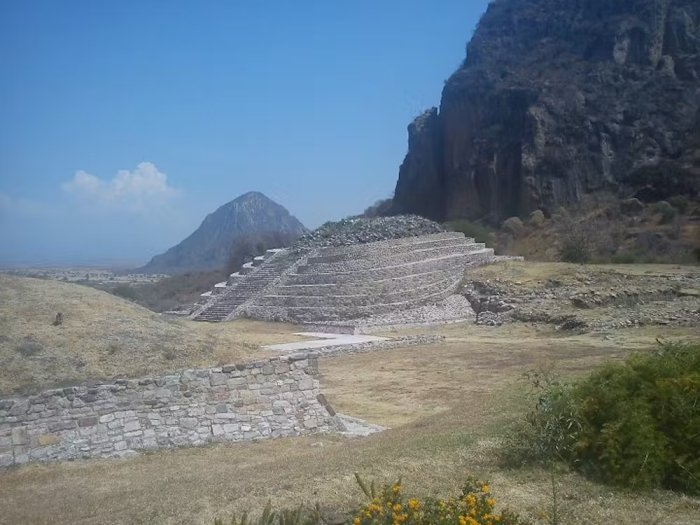 An Olmec structure at the archaeological site in Chalcatzingo. Ihiroalfonso/Wikimedia Commons, CC BY-SA