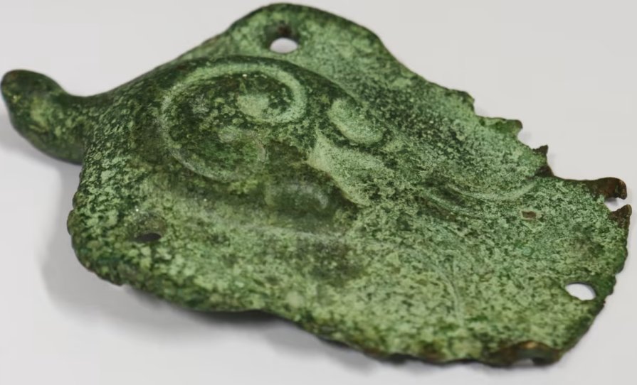 Rare 1,000 Year-Old Crusader-Era Bird Pendant Discovered