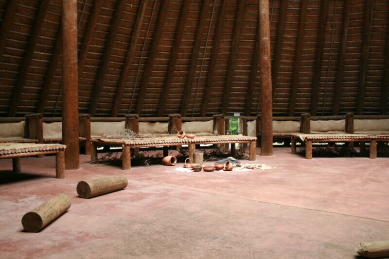 Also referred to as rotundas or townhouses depending on the region, council houses often had highly structured seating arrangements denoting rank and status, as well as painted histories of the community on their walls. (PH๏τo courtesy of the UGA Laboratory of Archaeology)