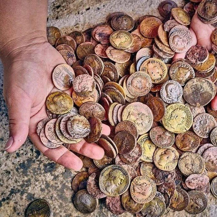 Extraordinary Etruscan And Roman Treasure Trove Unearthed In San Casciano dei Bagni, Italy