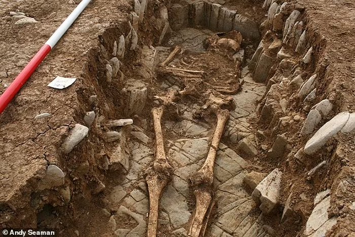 Mysterious Medieval Cemetery Wales With People Buried In Unusual Positions Puzzles Archaeologists