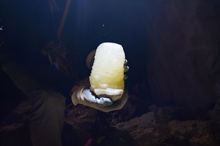 Grand Canyon's Ancient Underground Caves Can Help Predicting Future Climate