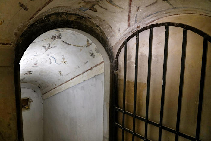 Grotesque Paintings Discovered Hidden Behind Secrets Staircase In Palazzo Vecchio, Florence