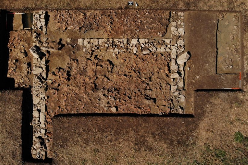 The excavations undertaken in the autumn of 2022 revealed parts of the foundations of a structure that was 9.4 meters wide and had carefully positioned walls with a thickness of 0.8 meters Image credit: Dr. Birgitta Eder / Athens Branch of the Austrian Archaeological Institute