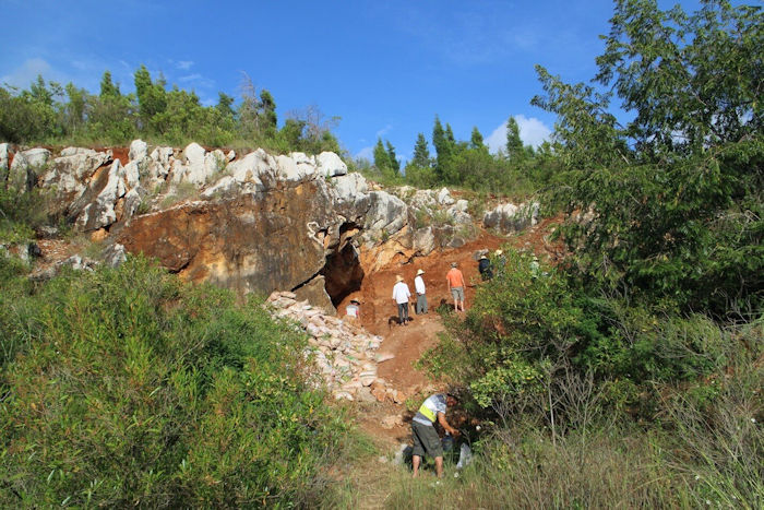 DNA From Mysterious Hominin In China Suggests Native Americans' East Asian Roots 