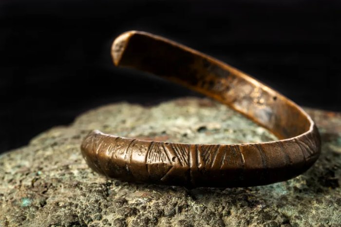 Mystery Of The Amazing 2,500-Year-Old Underwater Rochelongue Treasure