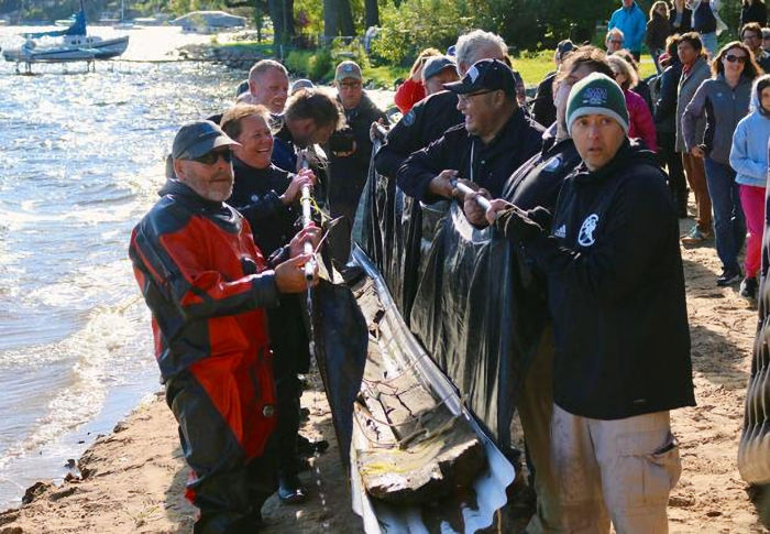 Incredible Find - 3,000-Year-Old Canoe Found In Wisconsin's Lake Mendota