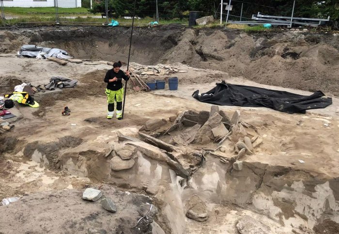 'Sensational' Discovery Of Large Untouched 4,000-Year-Old Grave In Norway