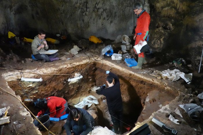 Galería de las Estatuas cave site in northern Spain. © Javier Trueba - Madrid Scientific Films