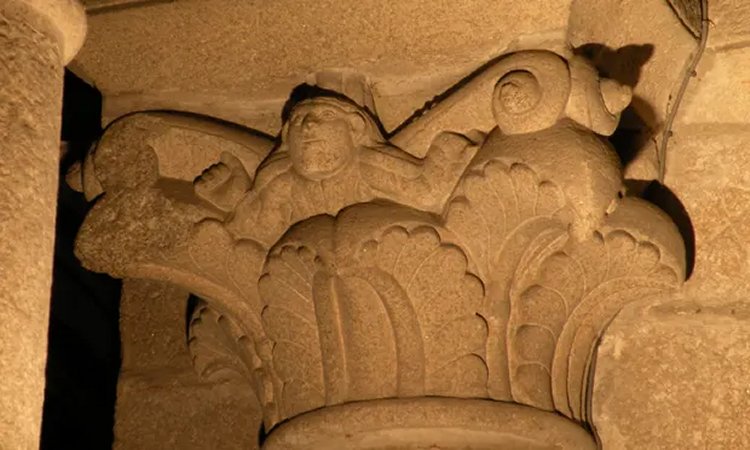 Hidden Carving Of Stonemason Never Meant To Be Seen Discovered In Cathedral Santiago De Compostela