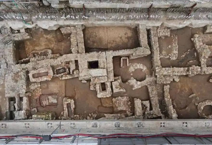 Amazing PH๏τos Of Ancient Ruins Hidden Under Thessaloniki Metro Revealed By Archaeologists