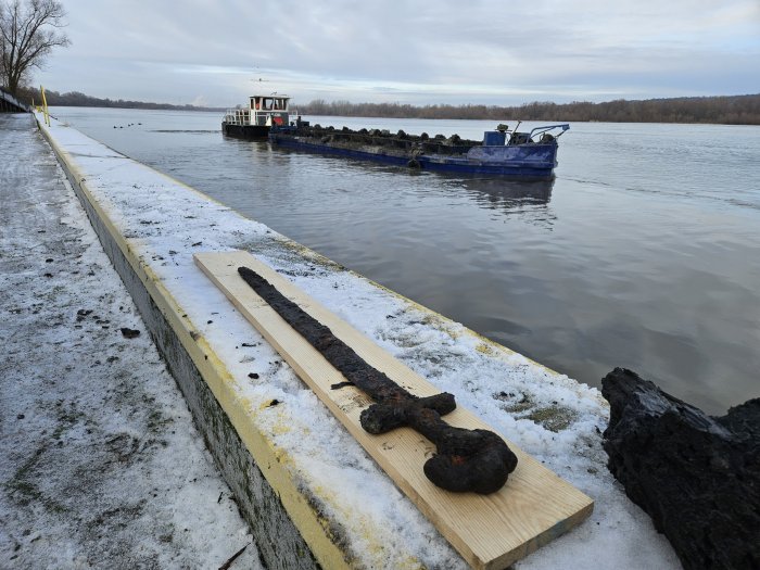 Well-Preserved 1,000-Year-Old Ulfberht Sword Found In The Wisla River, Poland