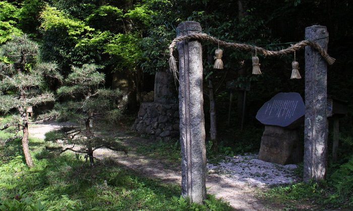 Yomotsu Hirasaka is the slope that leads to Yomi. This is Legend place in Higashiizumo, Shimane, Japan.